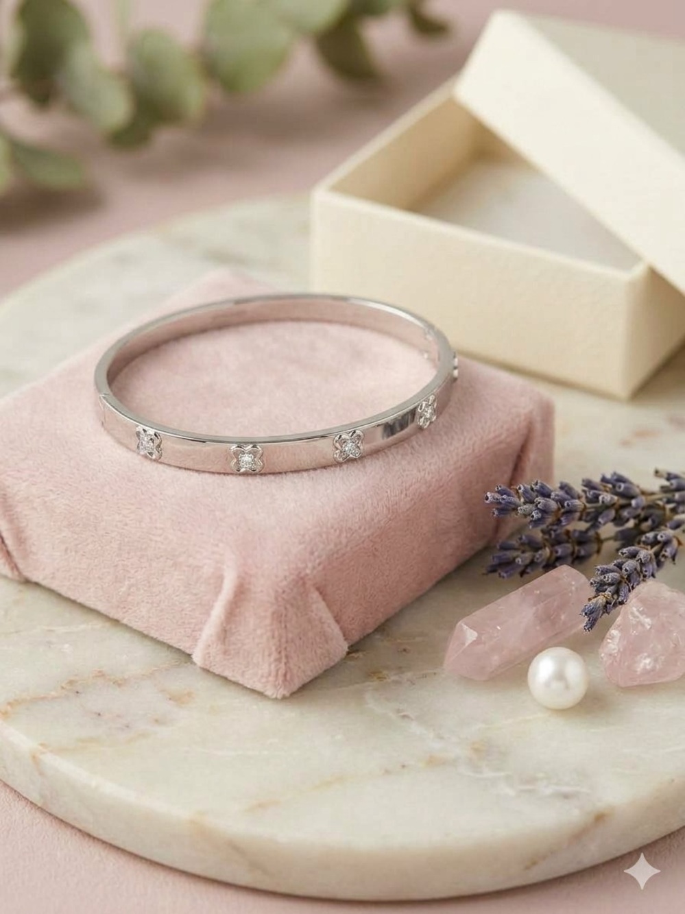 Silver Stainless Steel Clover Bangle Bracelet • Crystal Inset 7.5”